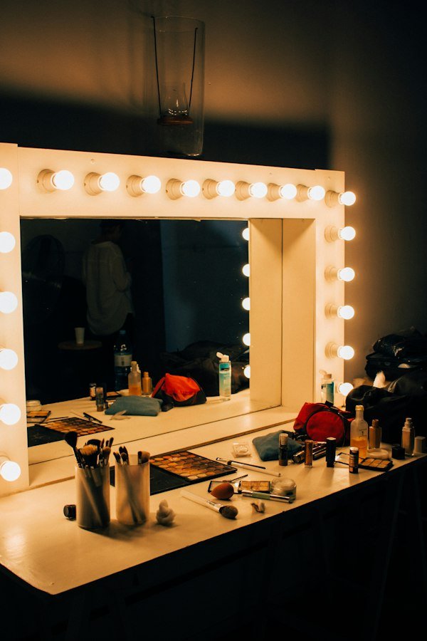 Specchio da trucco illuminato