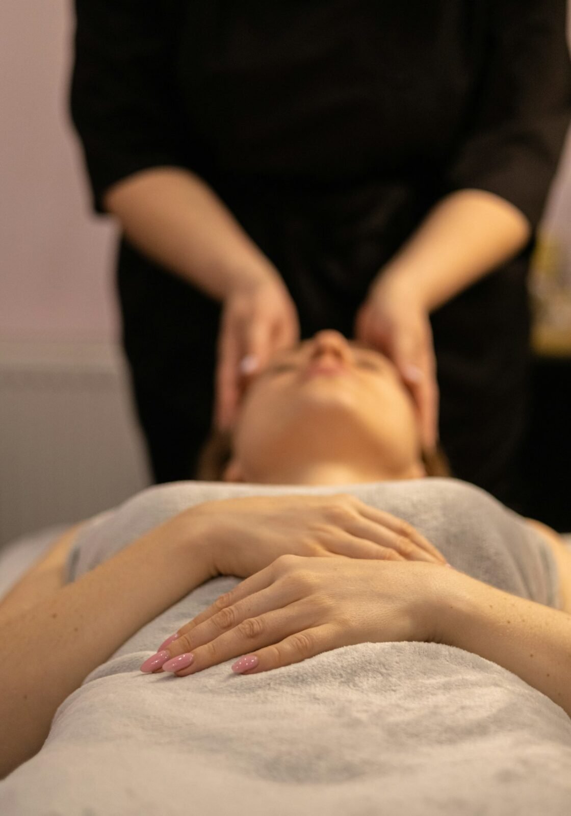 Massaggio viso in istituto